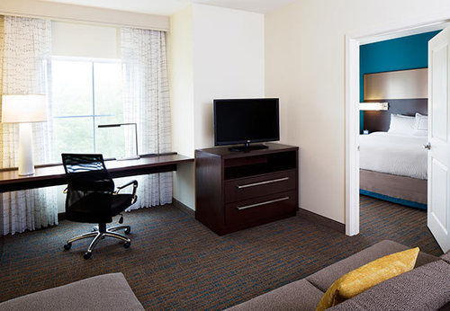 Hotel By Marriott Dallas Plano/richardson 3*
