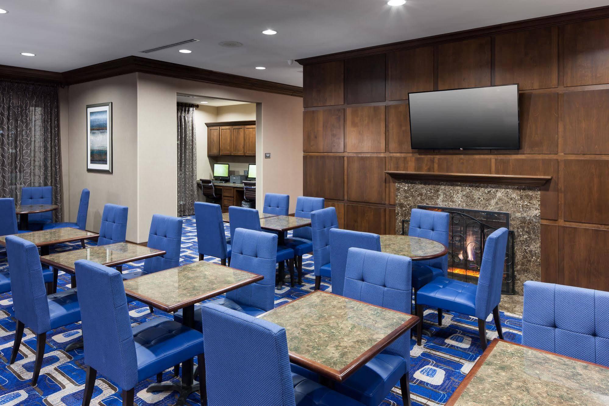 Hotel By Marriott Dallas Plano/richardson 3*