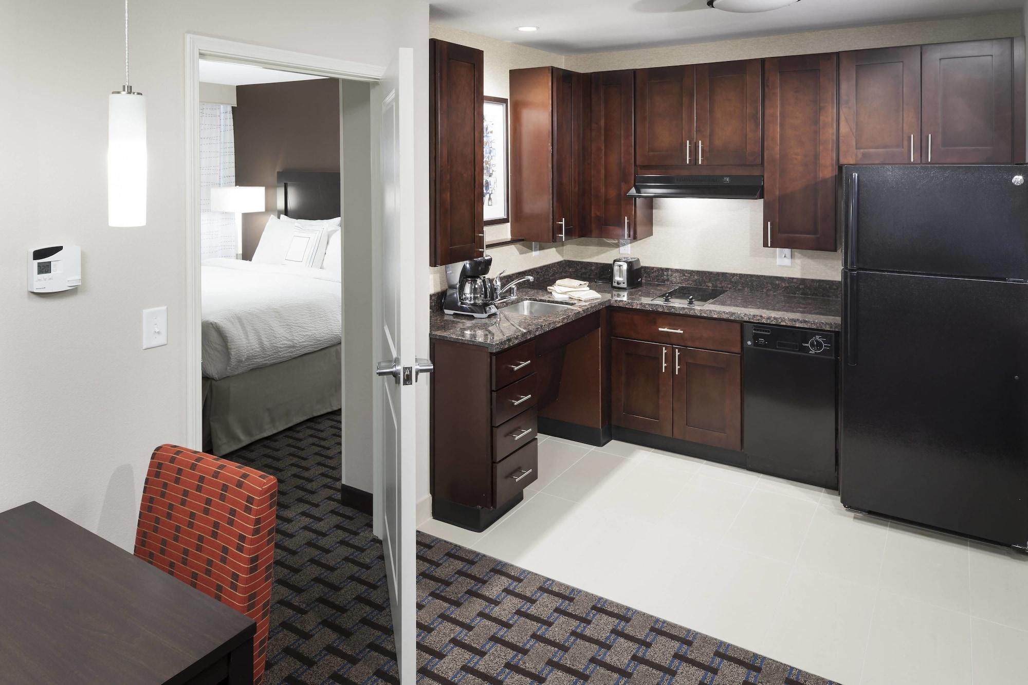 By Marriott Dallas Plano/richardson